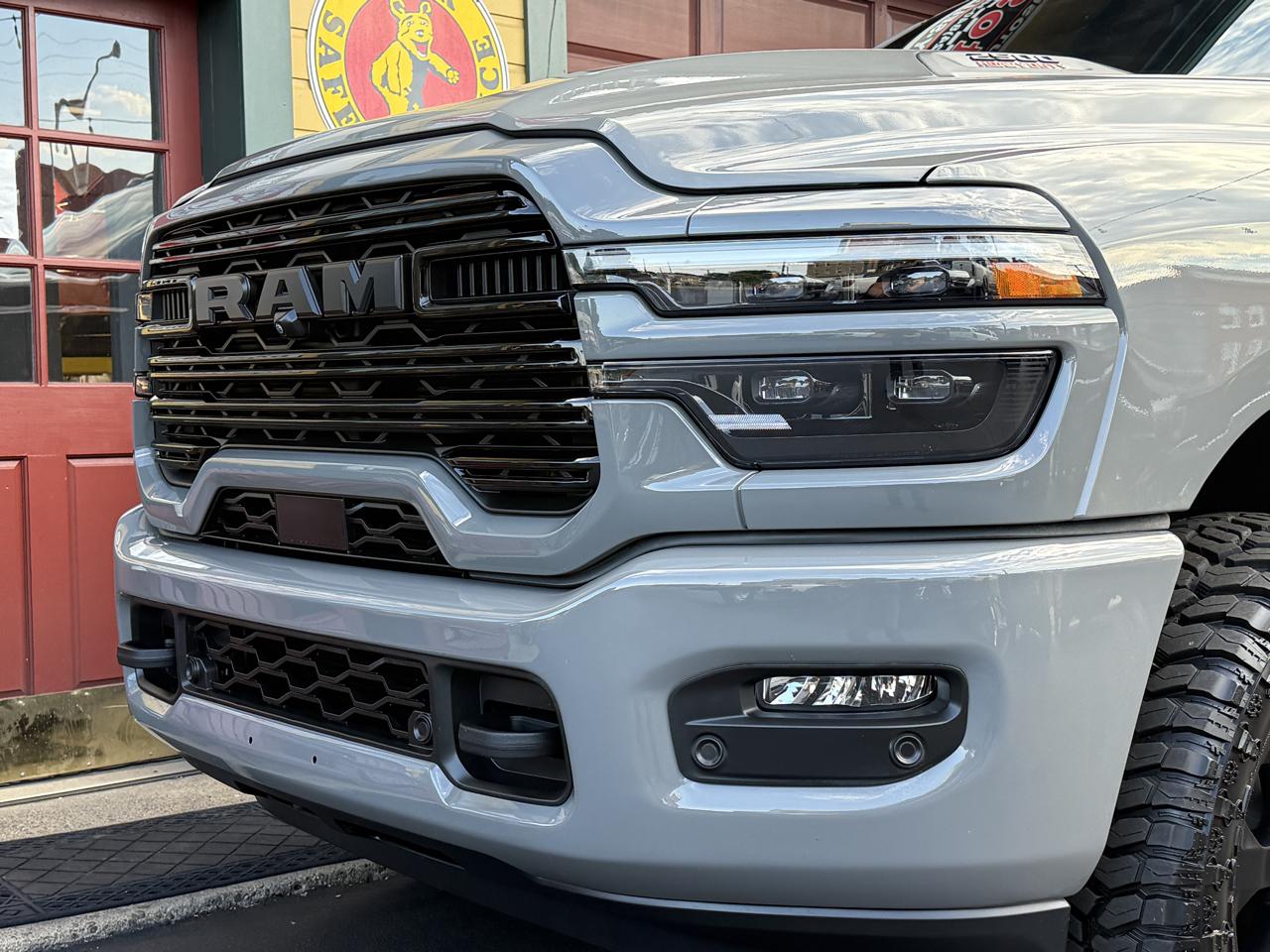 RAM 2500 Laramie Crew Cab 4WD 2026