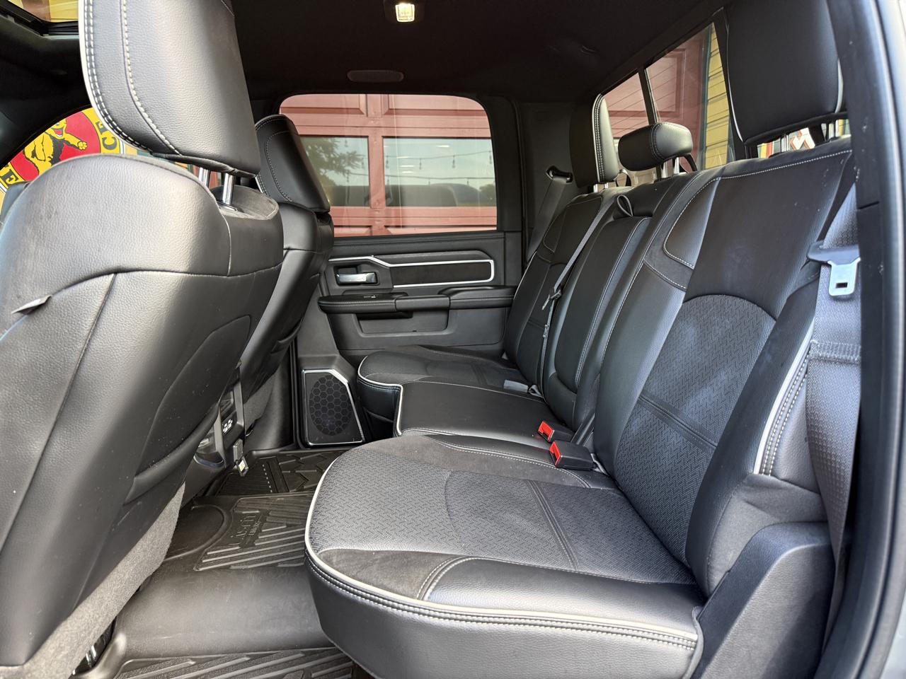 RAM 2500 Laramie Crew Cab 4WD 2026