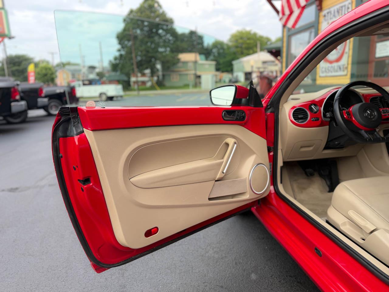 Volkswagen Beetle 2.5L 2014