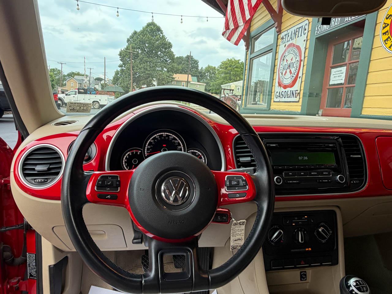 Volkswagen Beetle 2.5L 2014