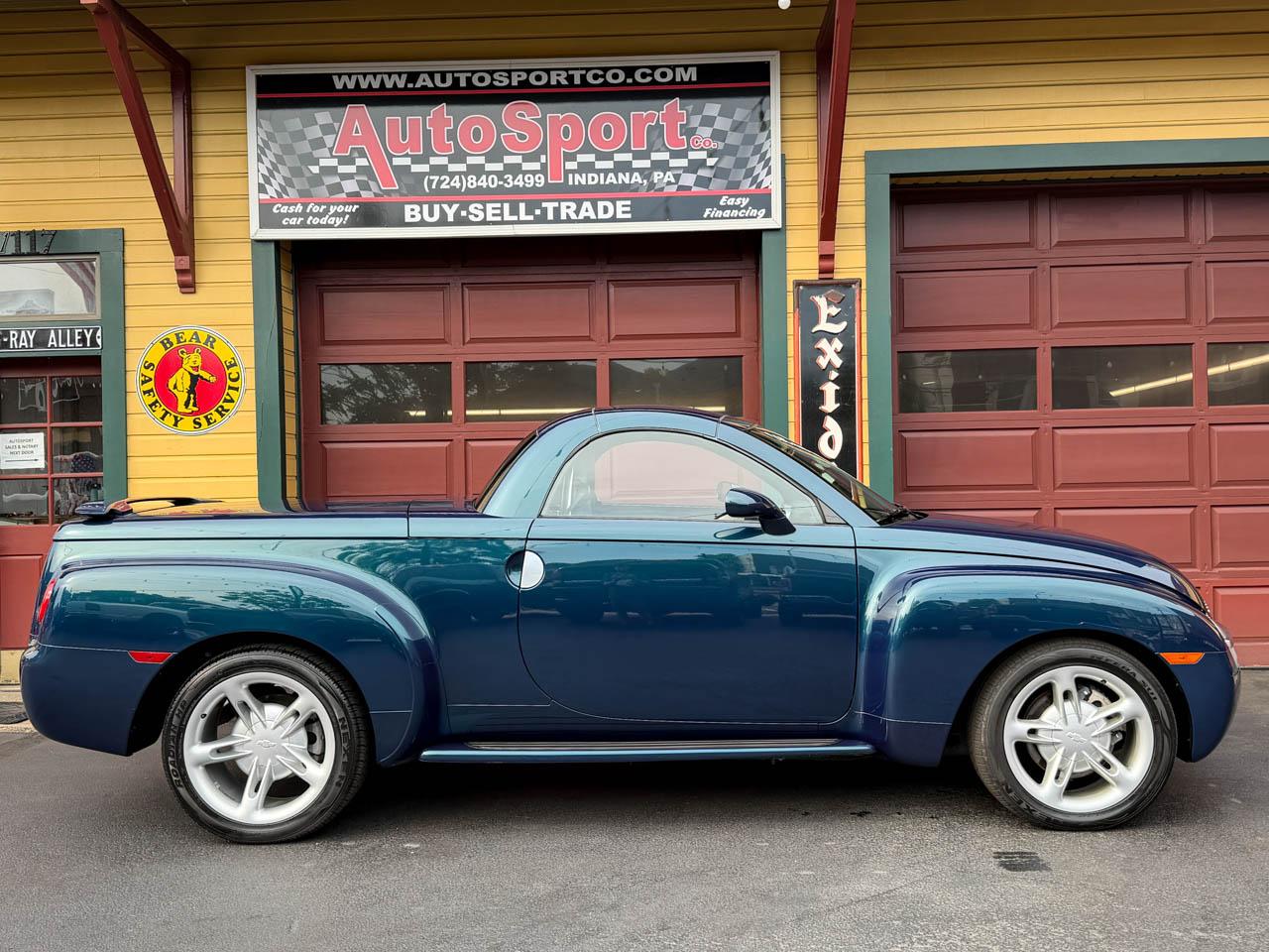 Chevrolet SSR Base 2005