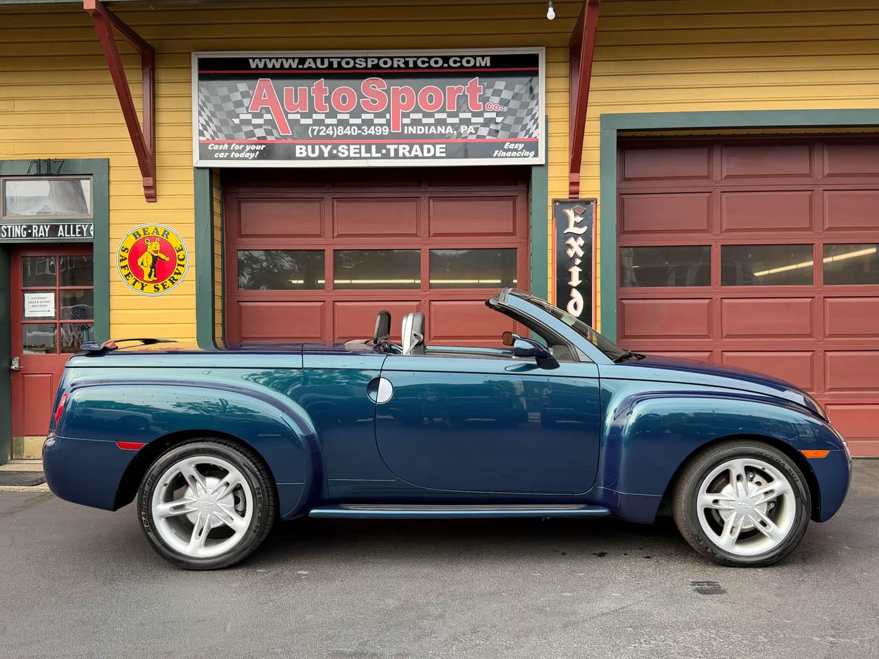 Chevrolet SSR Base 2005