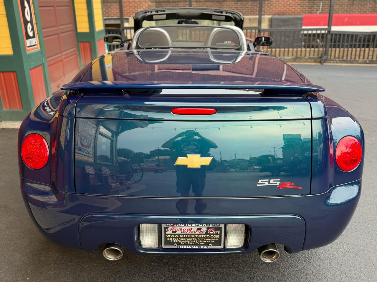 Chevrolet SSR Base 2005