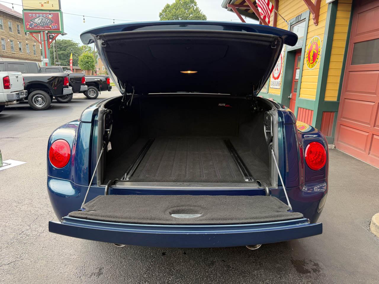 Chevrolet SSR Base 2005
