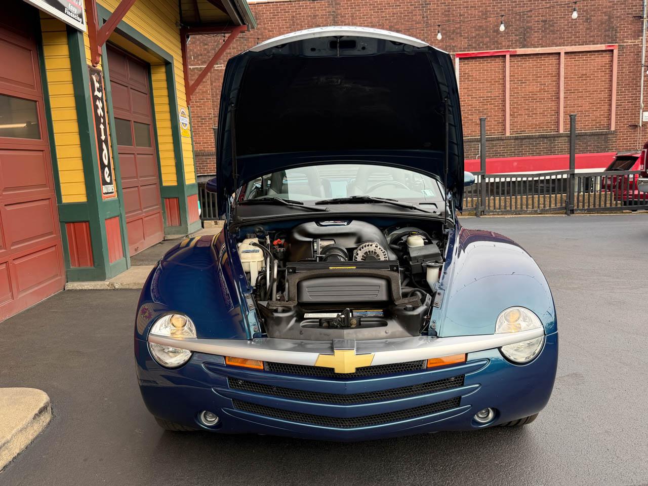 Chevrolet SSR Base 2005