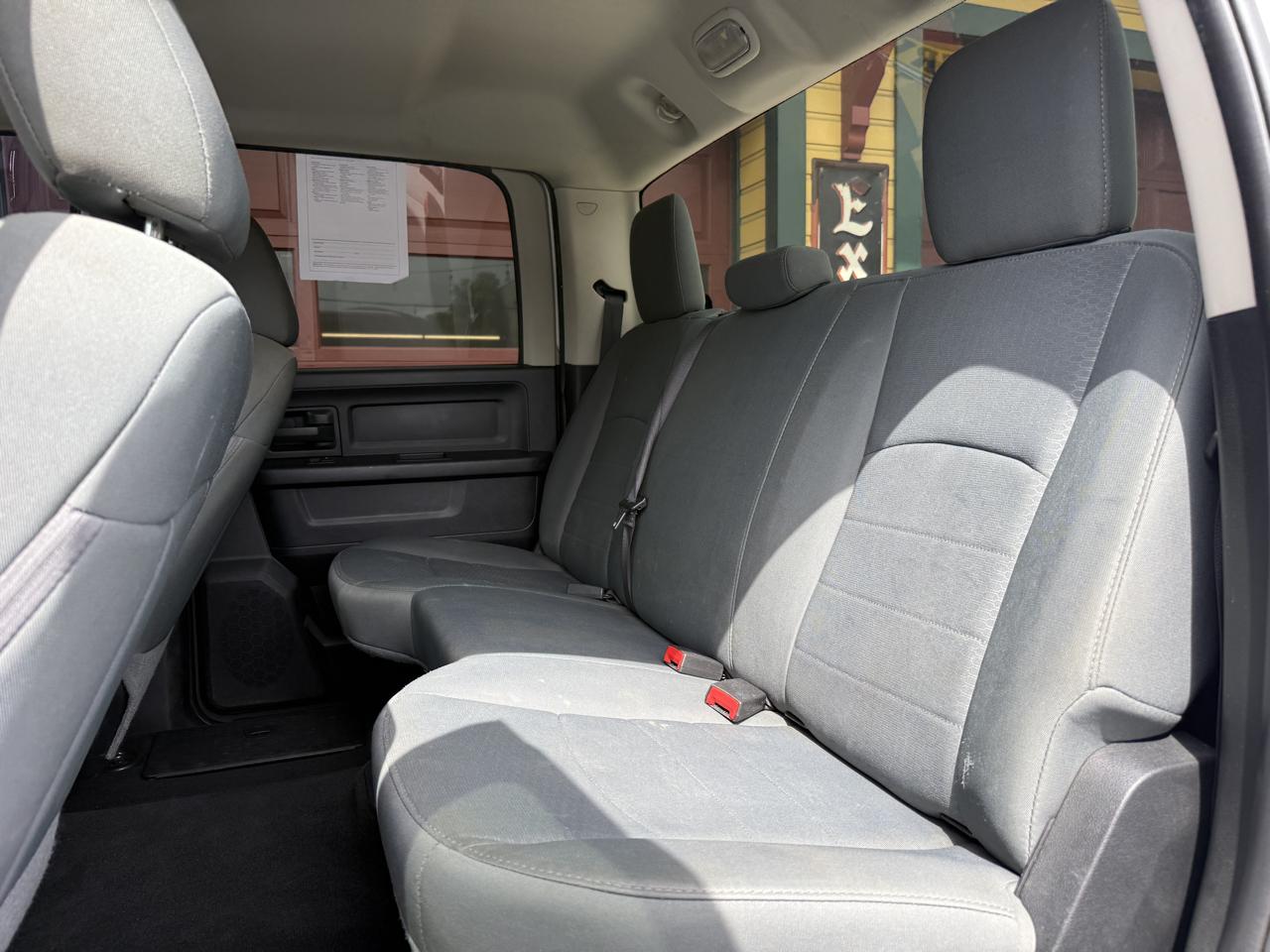 RAM 2500 Tradesman Crew Cab SWB 4WD 2016