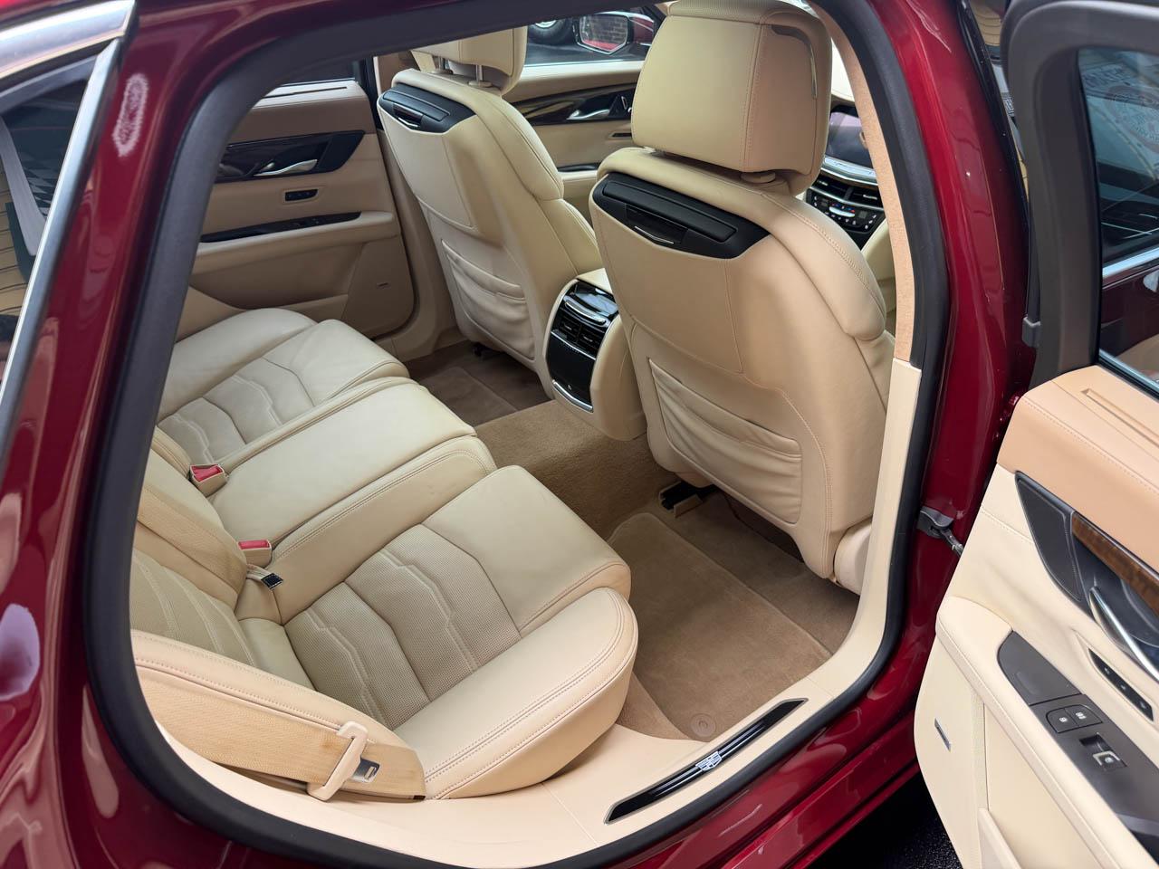 Cadillac CT6 3.0L Platinum Twin Turbo AWD 2016