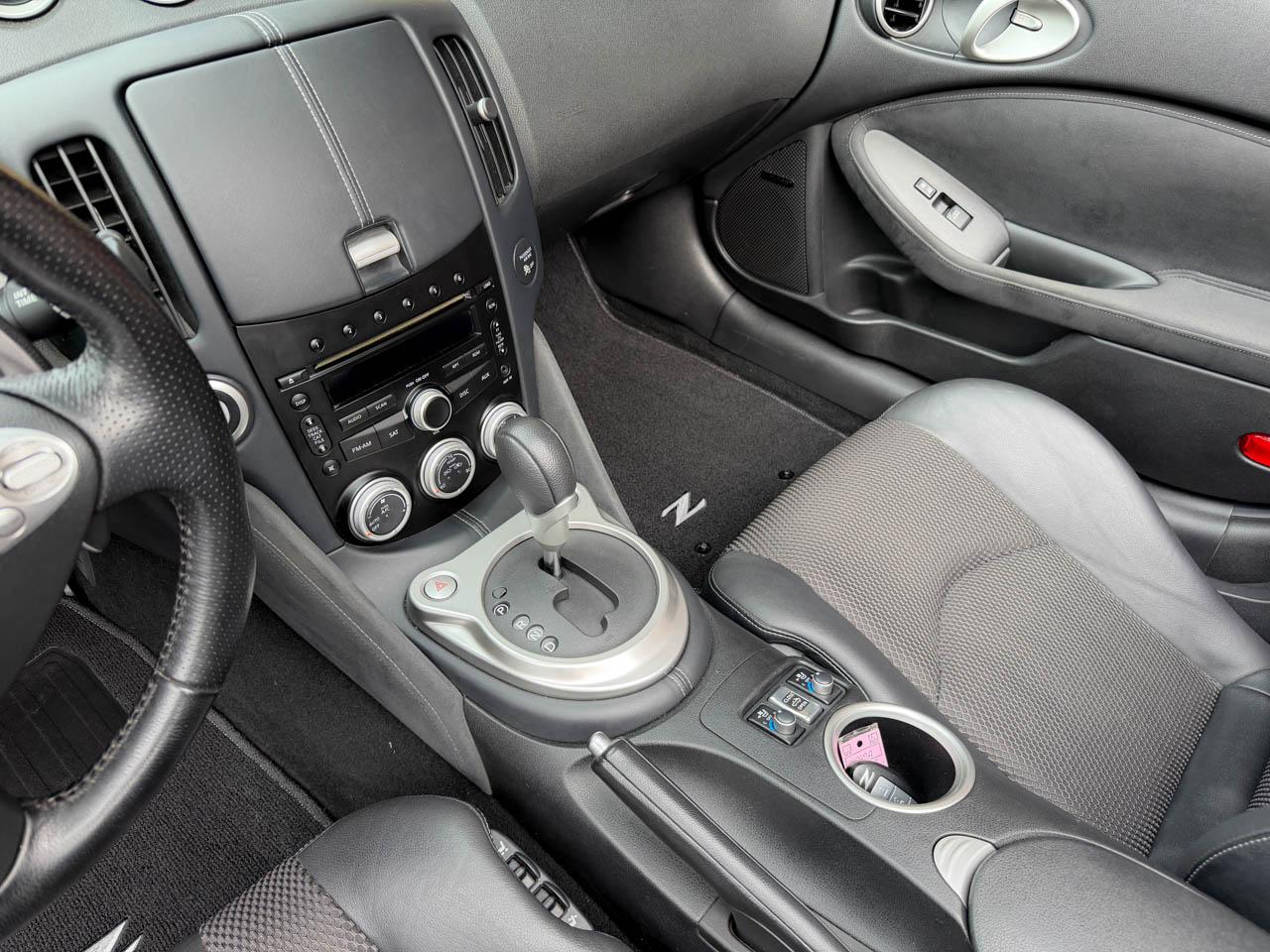Nissan Z 370Z Touring Roadster 2013