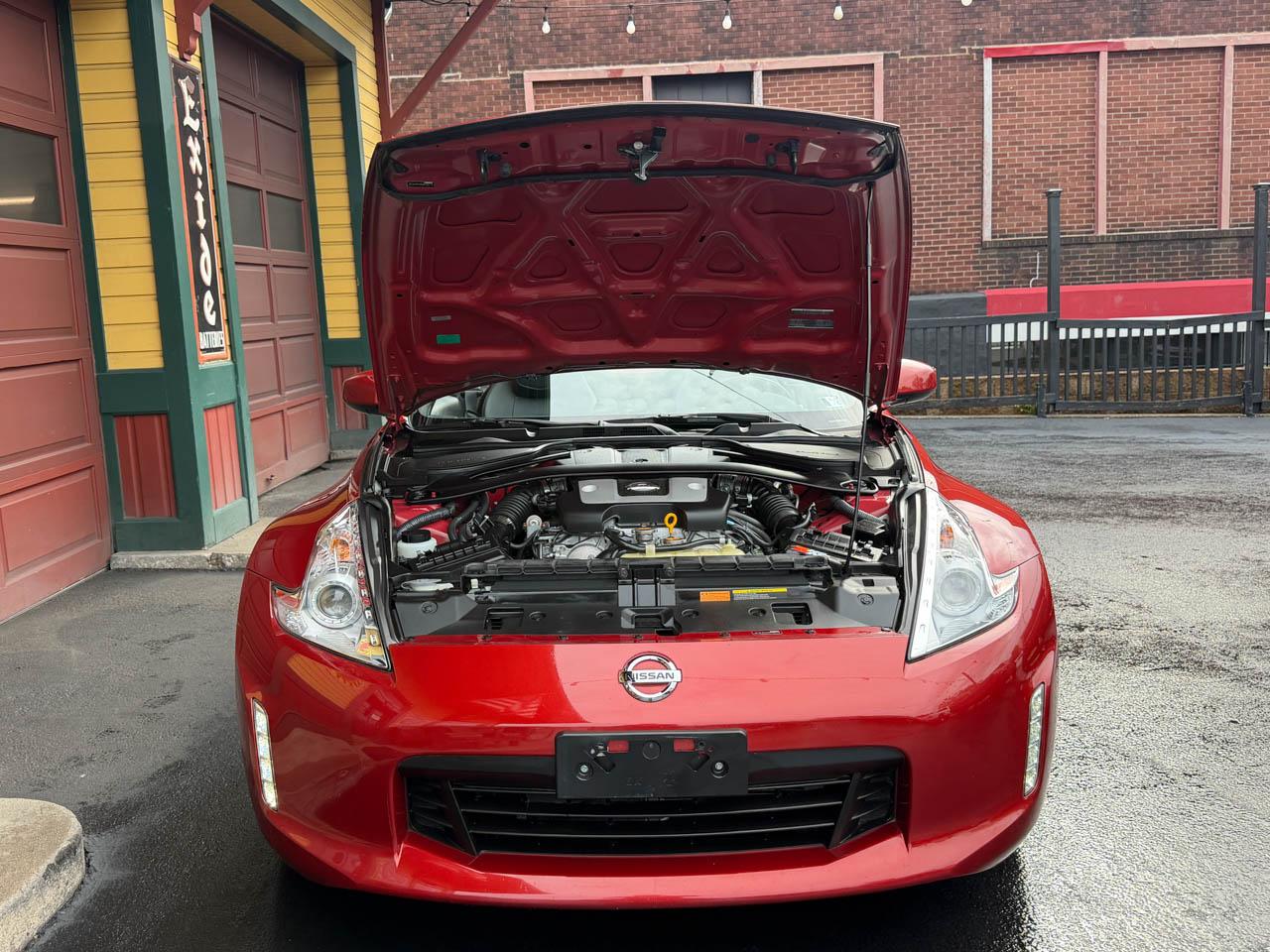 Nissan Z 370Z Touring Roadster 2013