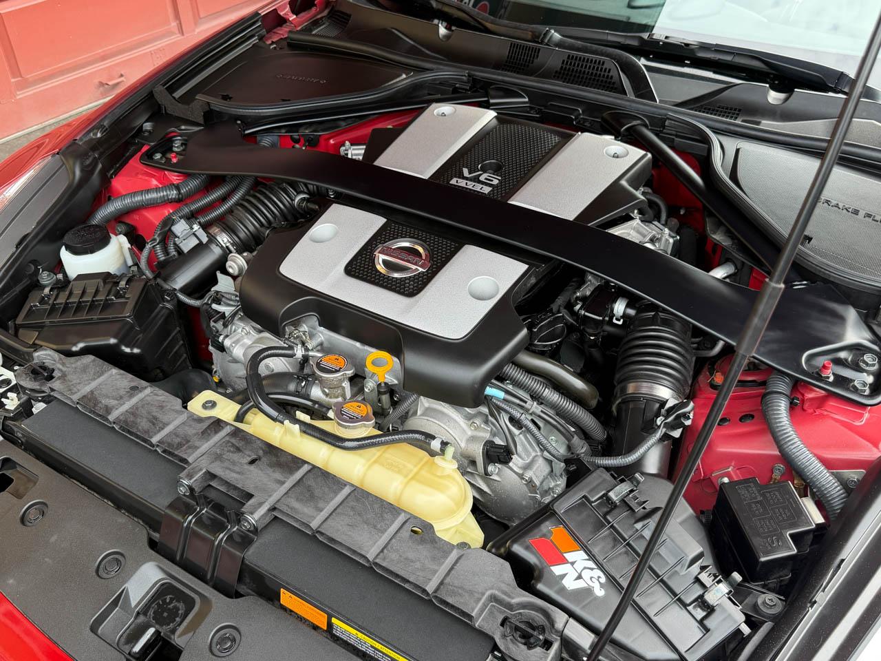 Nissan Z 370Z Touring Roadster 2013