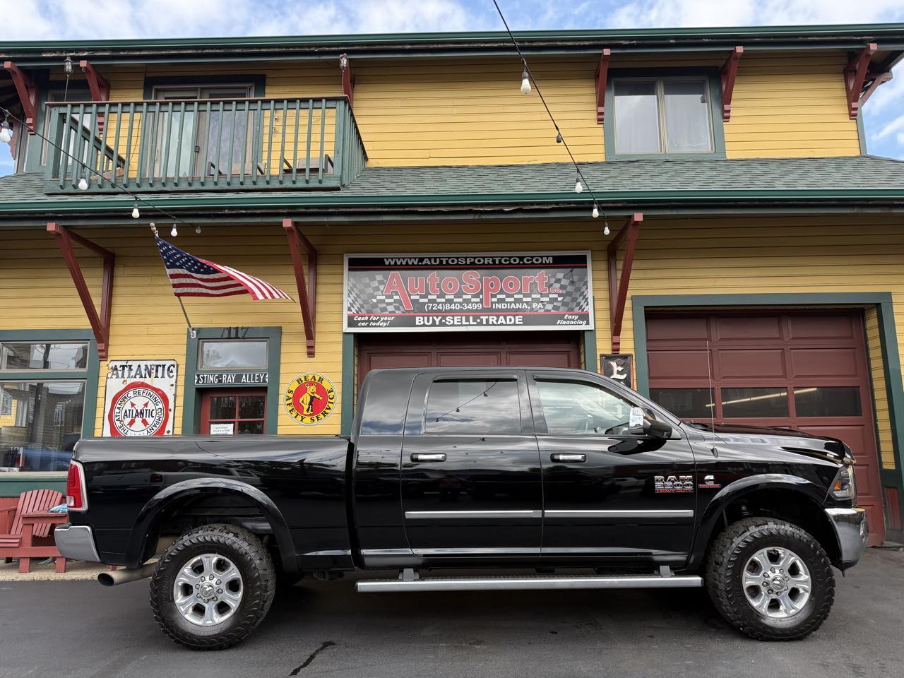 RAM 2500 Laramie Mega Cab 4WD 2015