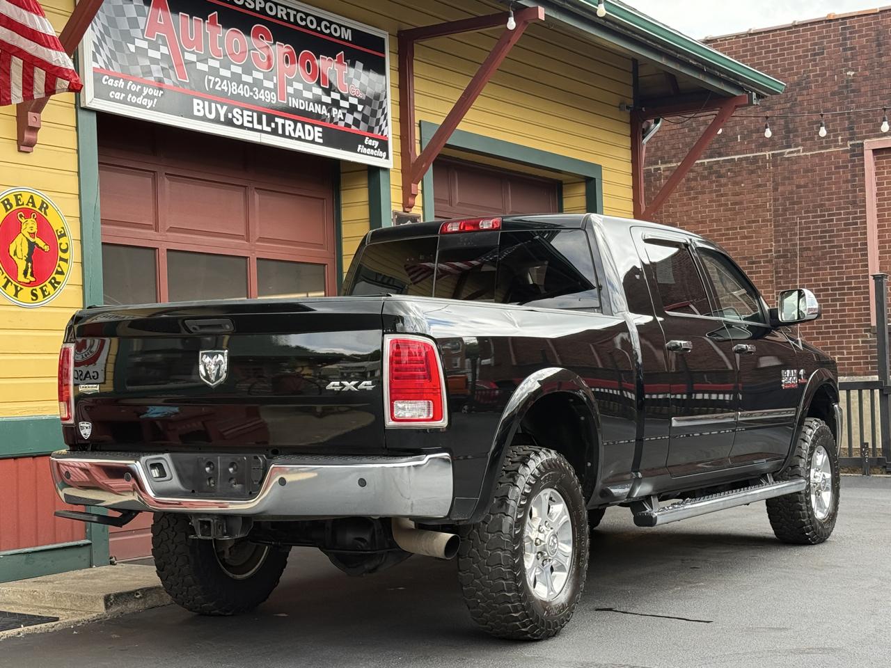 RAM 2500 Laramie Mega Cab 4WD 2015