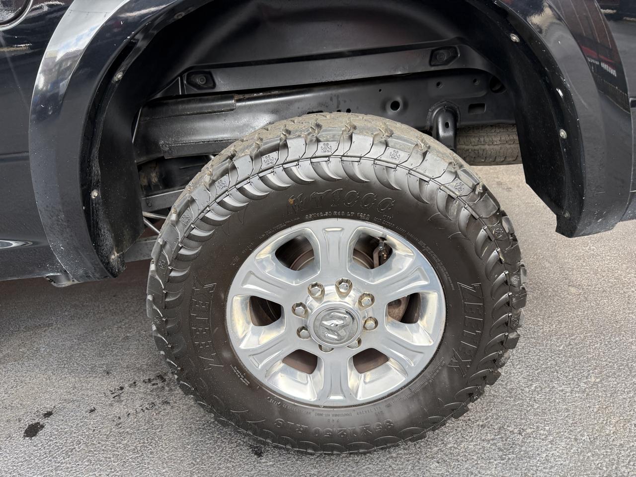 RAM 2500 Laramie Mega Cab 4WD 2015