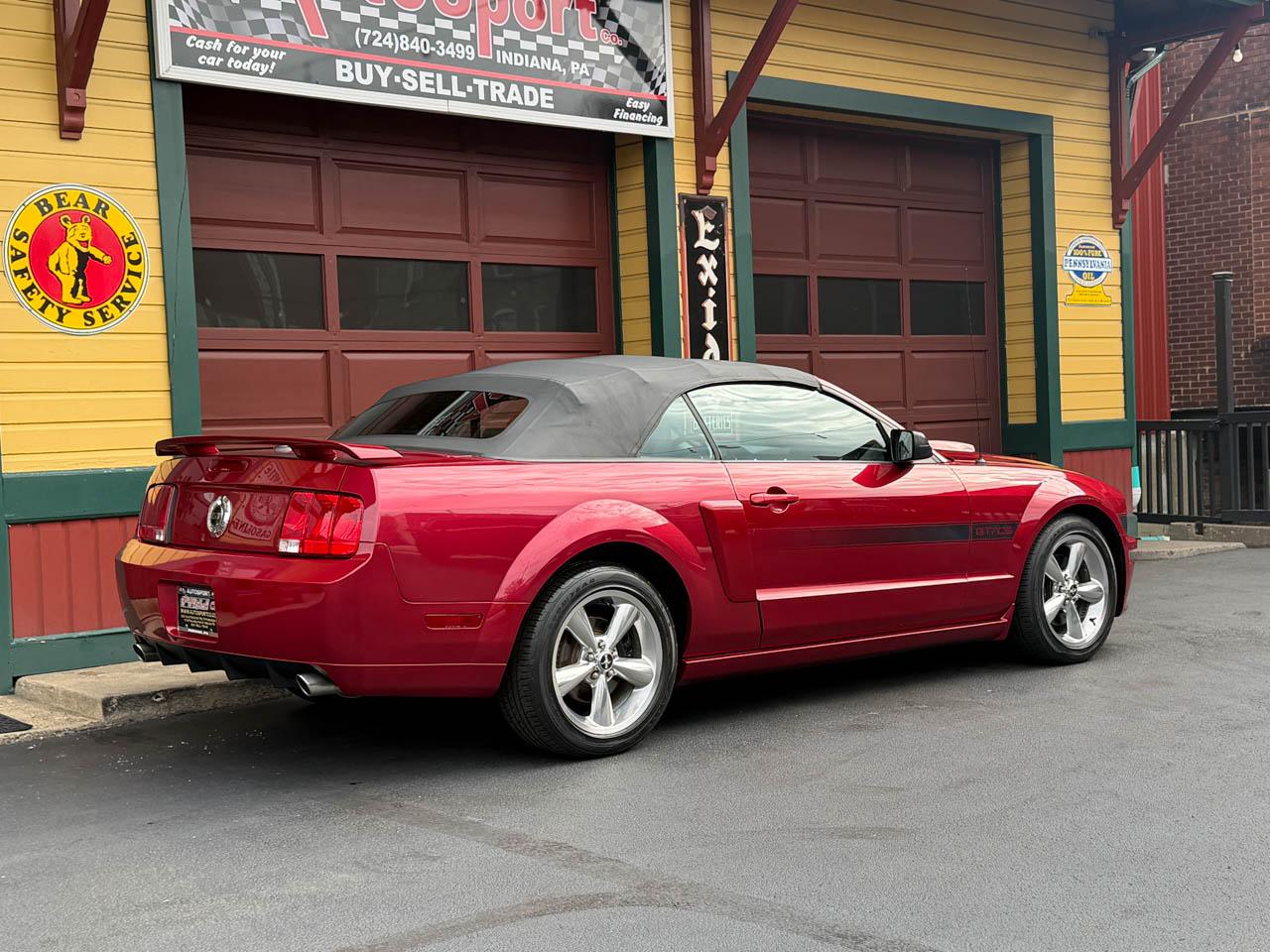 Ford Mustang  2007