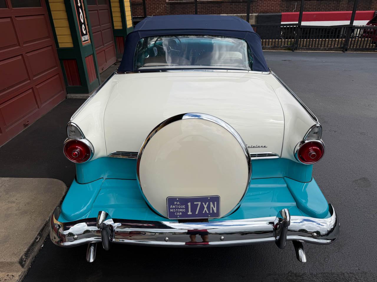 Ford Fairlane Sunliner Convertible  1955