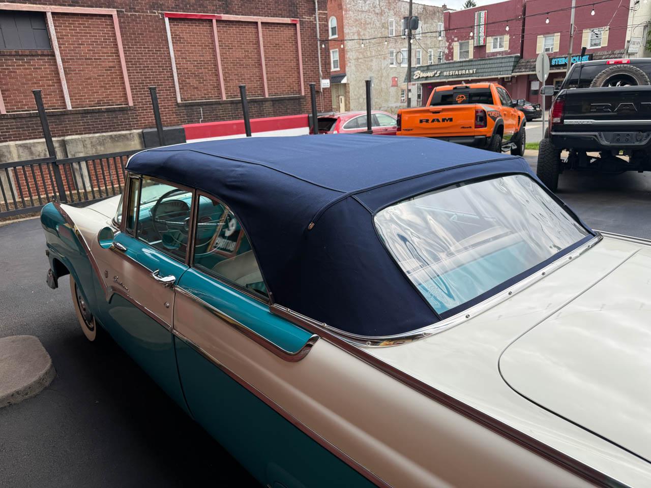 Ford Fairlane Sunliner Convertible  1955