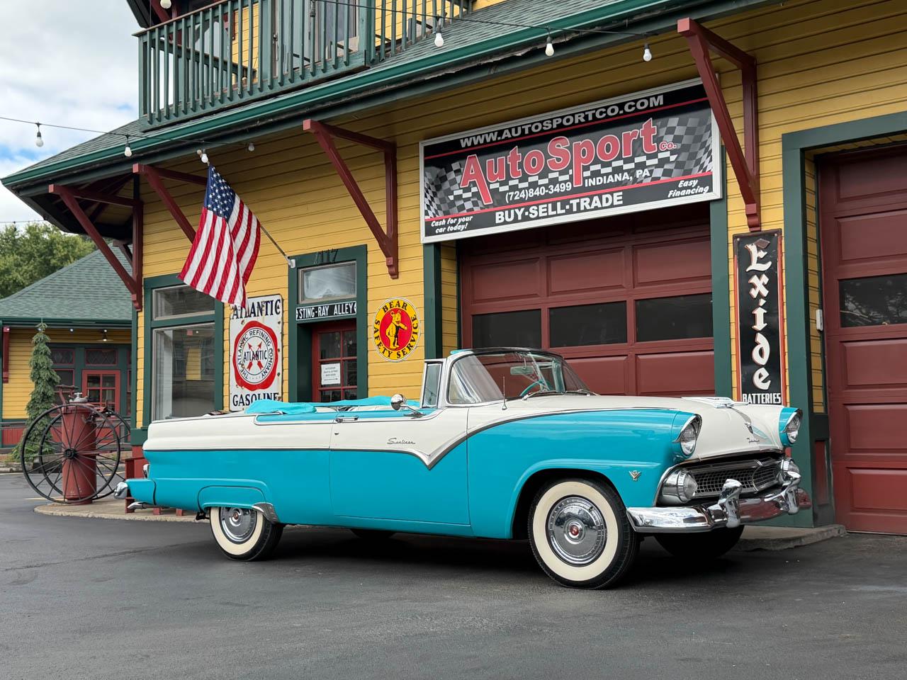 Ford Fairlane Sunliner Convertible  1955