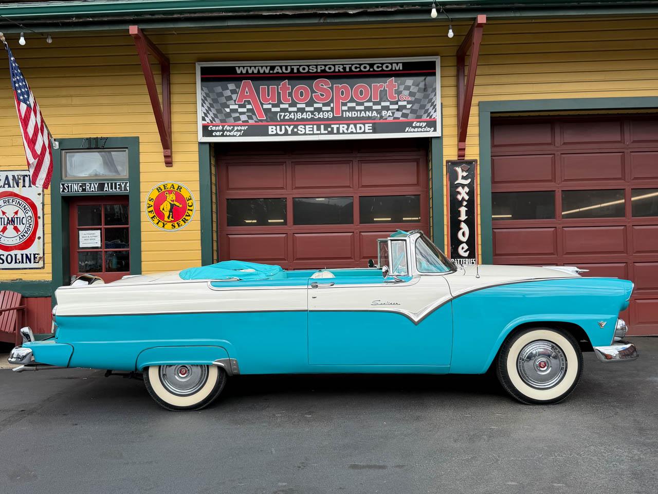 Ford Fairlane Sunliner Convertible  1955