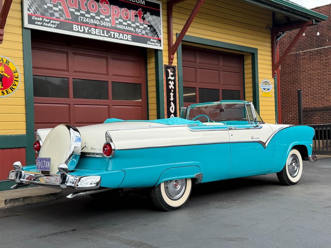 Ford Fairlane Sunliner Convertible  1955