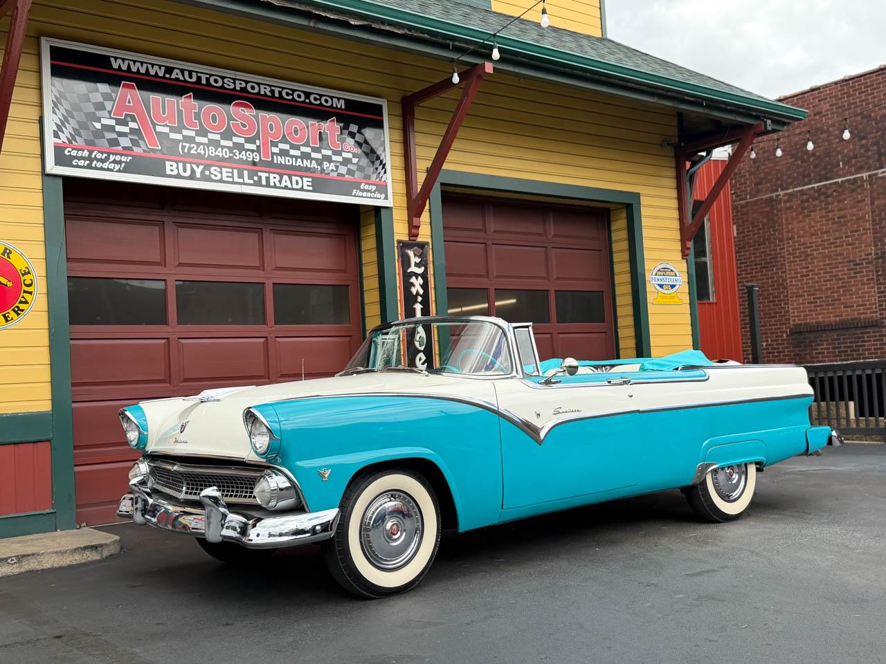 Ford Fairlane Sunliner Convertible  1955