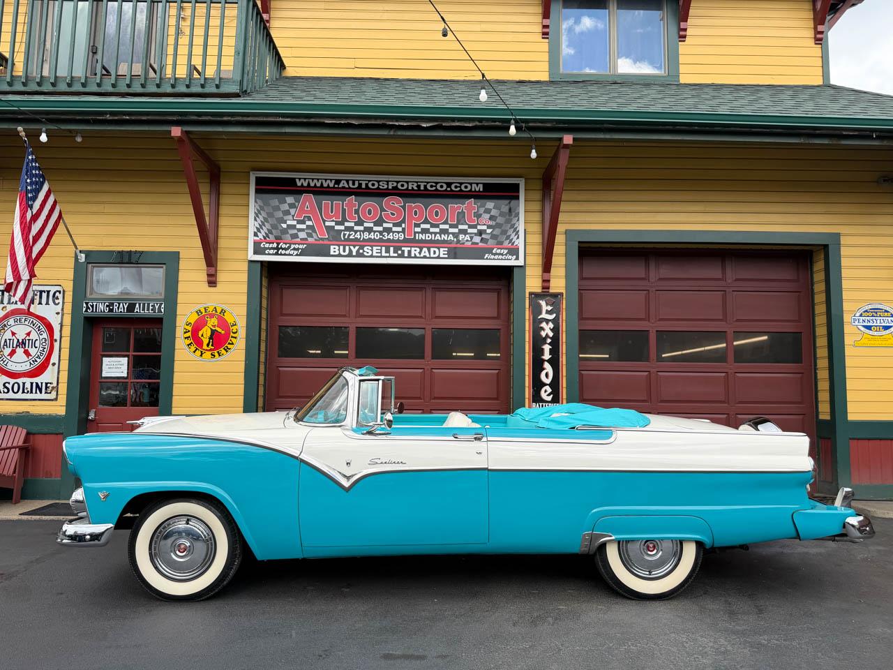 Ford Fairlane Sunliner Convertible  1955
