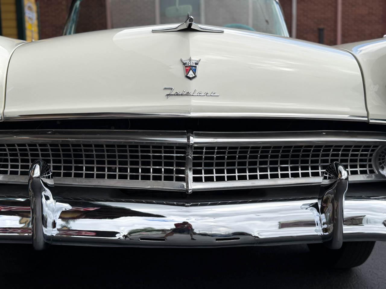 Ford Fairlane Sunliner Convertible  1955