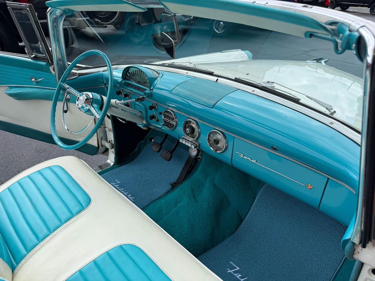 Ford Fairlane Sunliner Convertible  1955