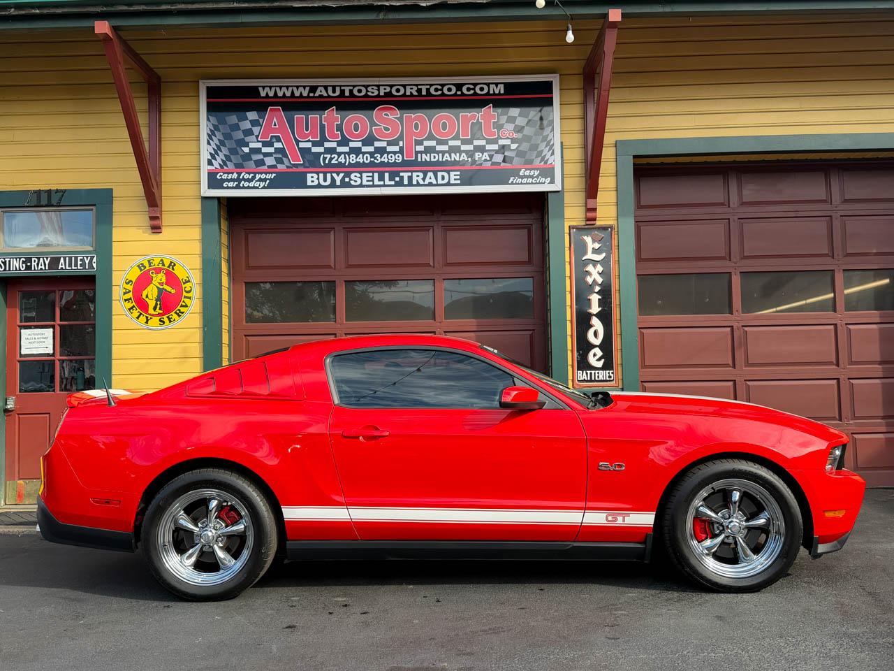 Ford Mustang GT Coupe 2012