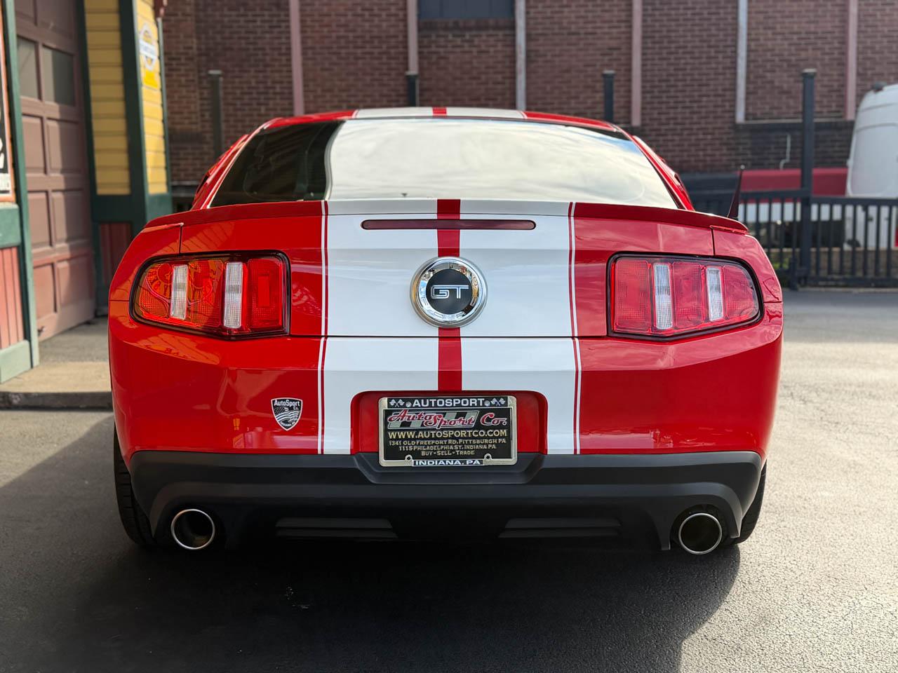 Ford Mustang GT Coupe 2012