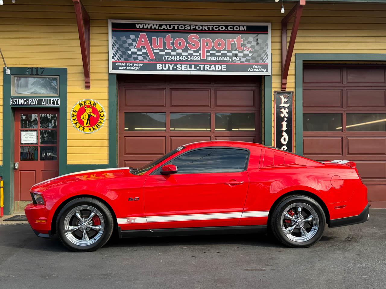 Ford Mustang GT Coupe 2012