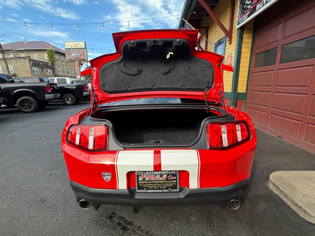 Ford Mustang GT Coupe 2012