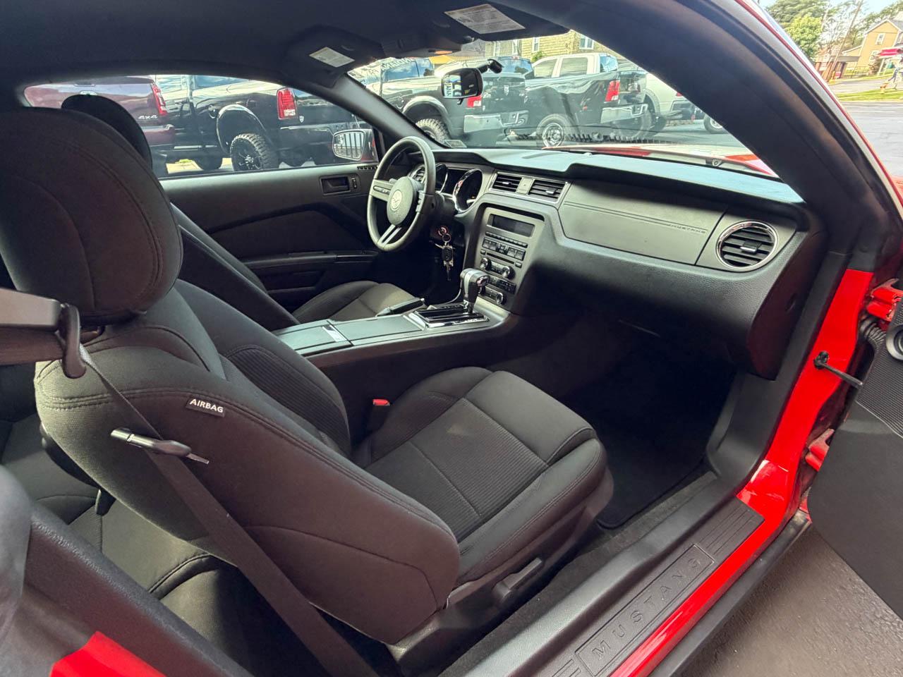 Ford Mustang GT Coupe 2012