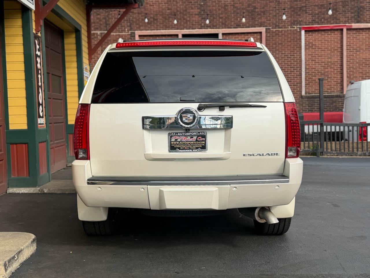 Cadillac Escalade 2WD 2008