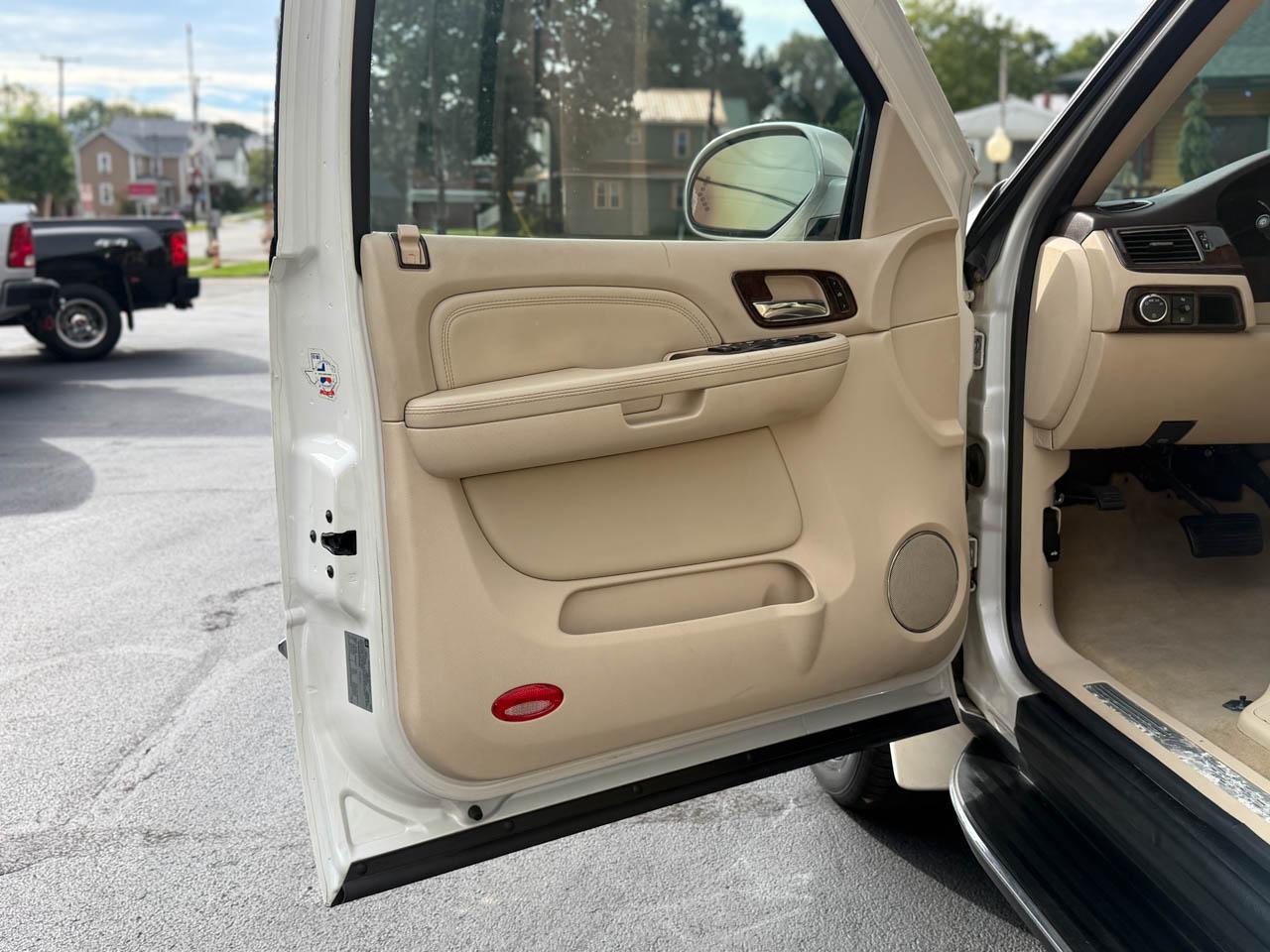 Cadillac Escalade 2WD 2008