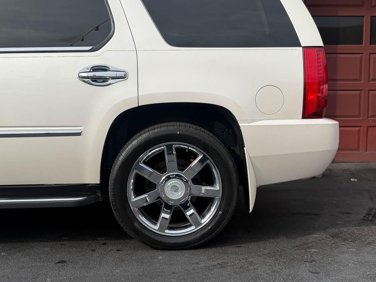 Cadillac Escalade 2WD 2008