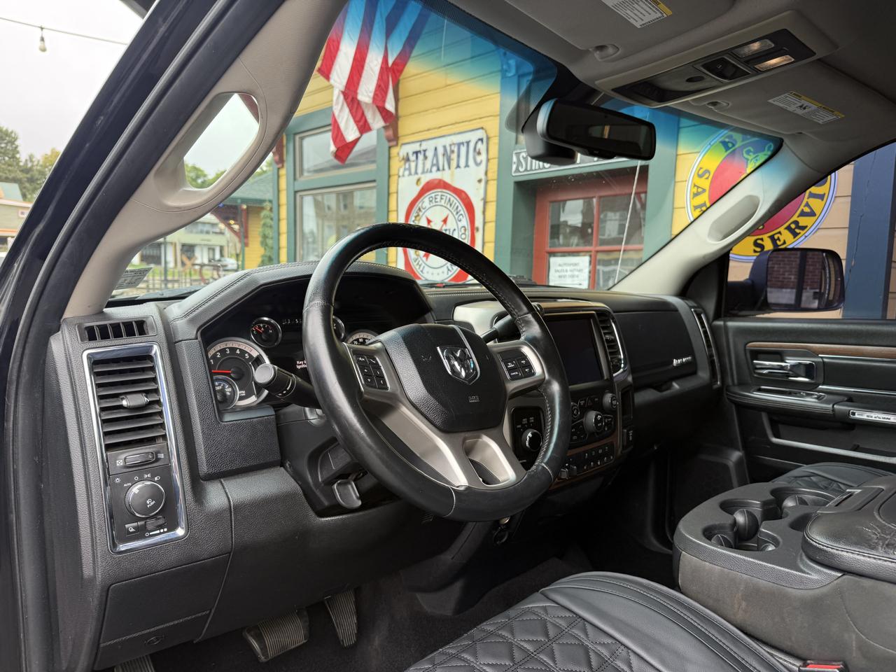 RAM 2500 Laramie Crew Cab SWB 4WD 2014
