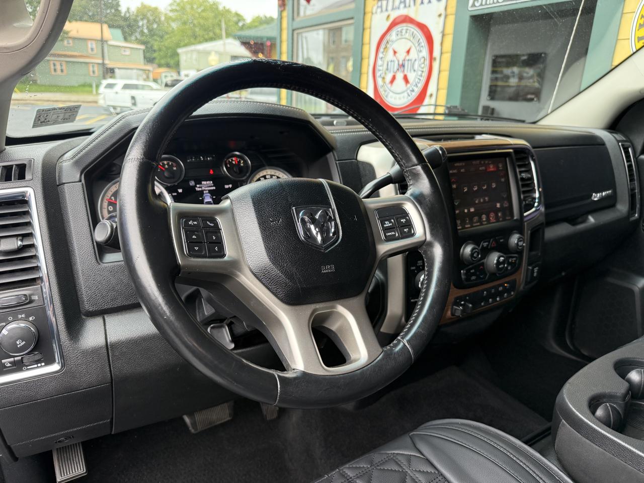 RAM 2500 Laramie Crew Cab SWB 4WD 2014