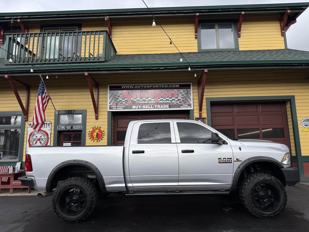 RAM 2500 Tradesman Crew Cab SWB 4WD 2018