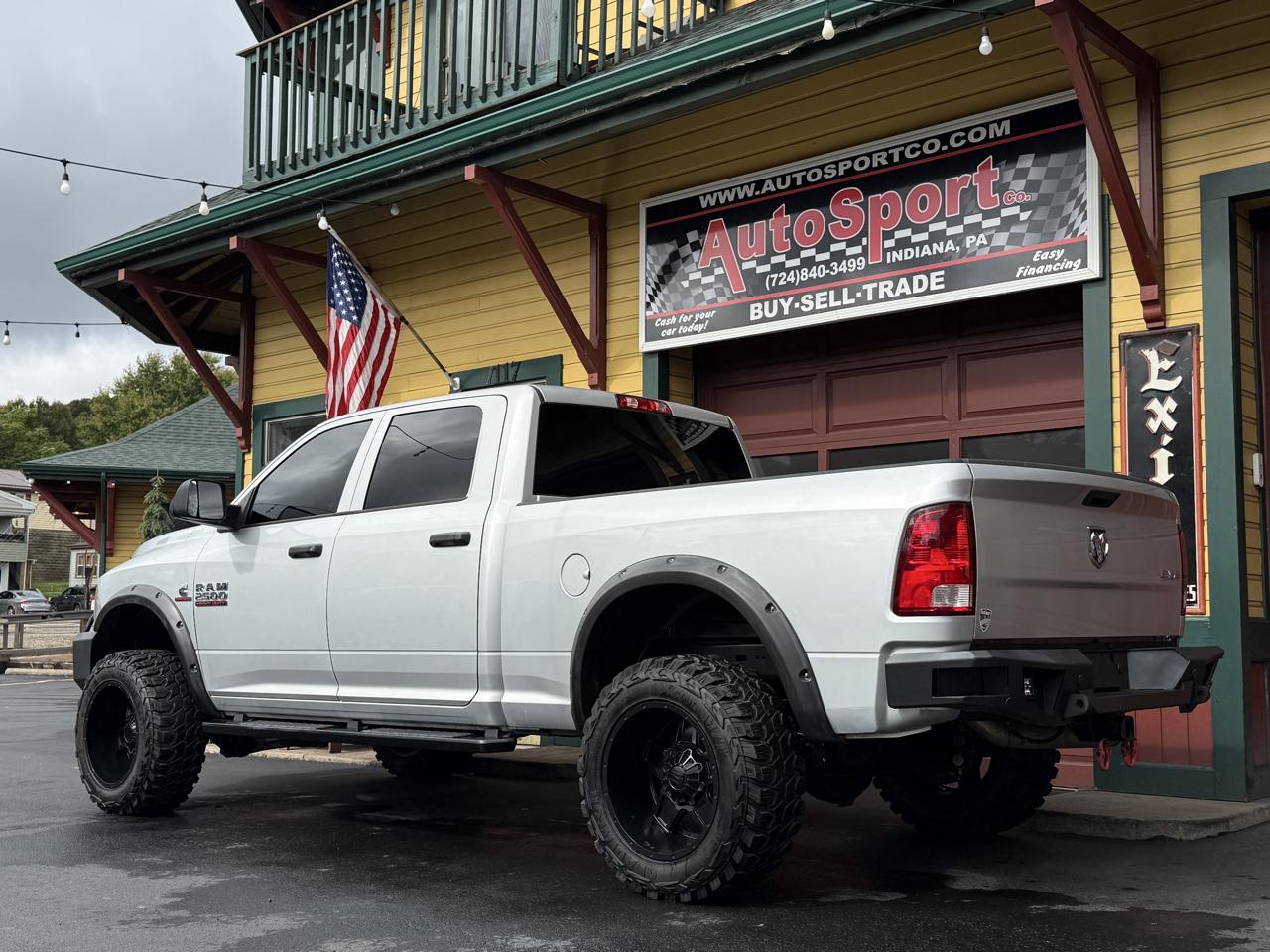 RAM 2500 Tradesman Crew Cab SWB 4WD 2018