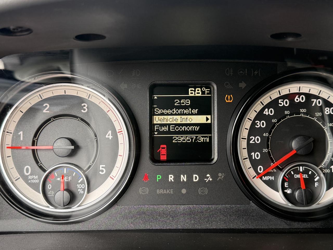 RAM 2500 Tradesman Crew Cab SWB 4WD 2018