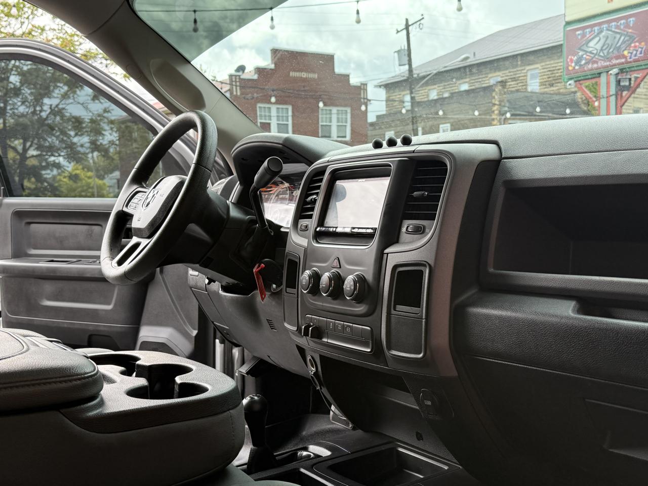 RAM 2500 Tradesman Crew Cab SWB 4WD 2018