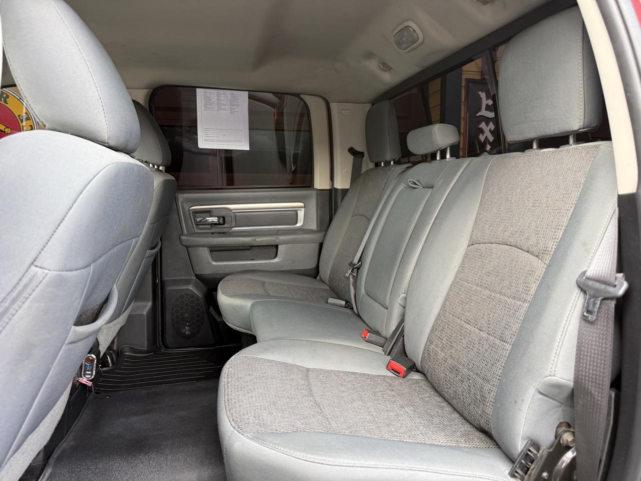 RAM 2500 SLT Crew Cab SWB 4WD 2016