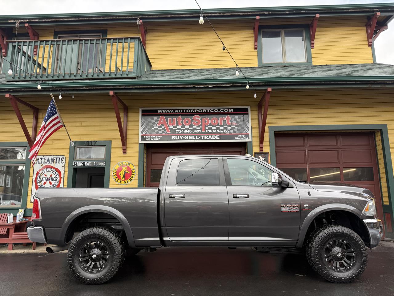 RAM 2500 Laramie Crew Cab SWB 4WD 2016