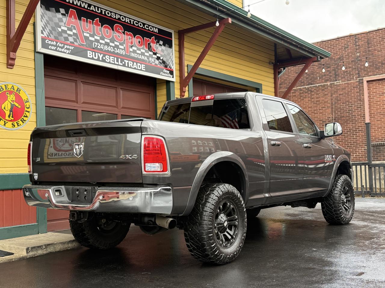 RAM 2500 Laramie Crew Cab SWB 4WD 2016