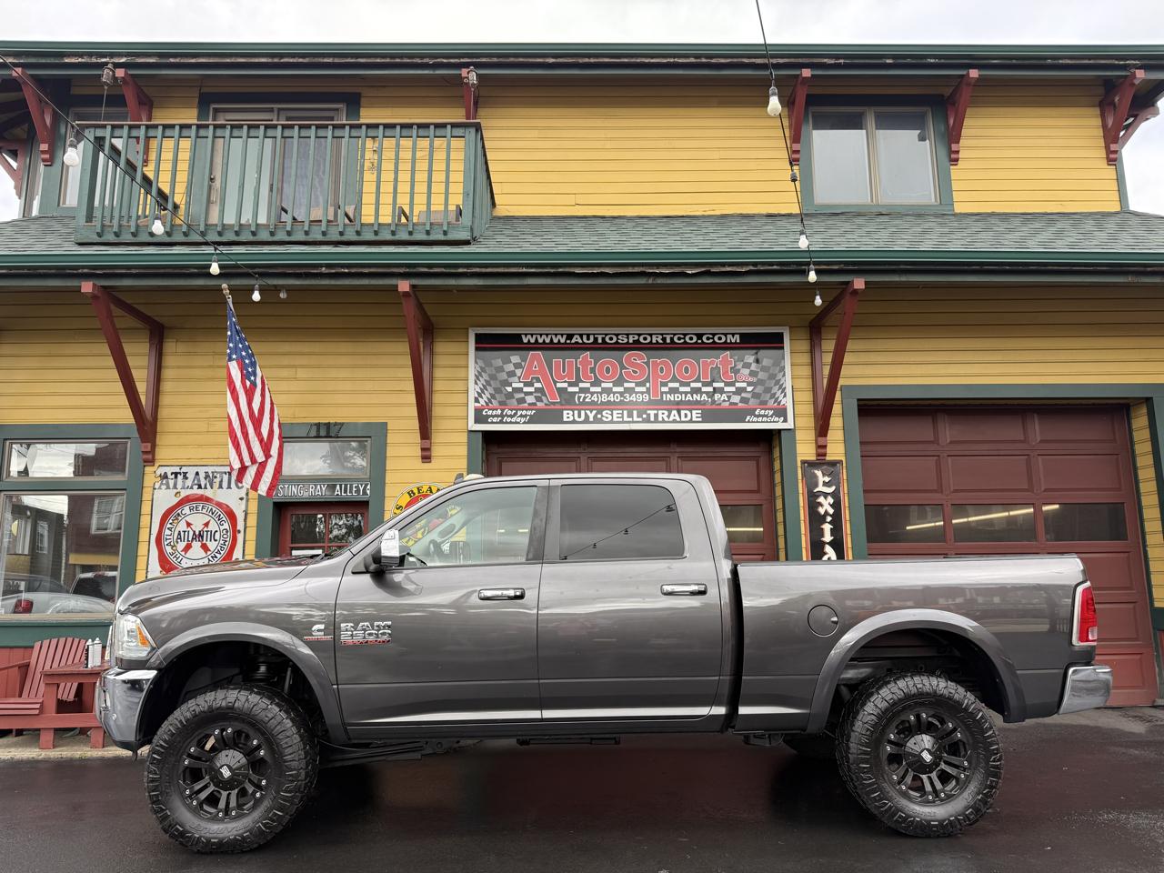 RAM 2500 Laramie Crew Cab SWB 4WD 2016