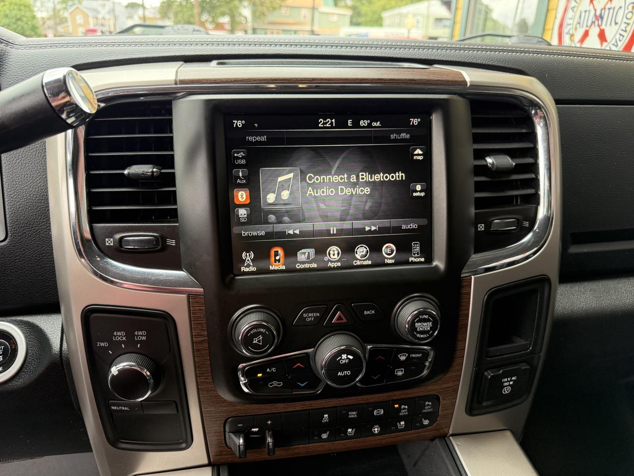 RAM 2500 Laramie Crew Cab SWB 4WD 2016