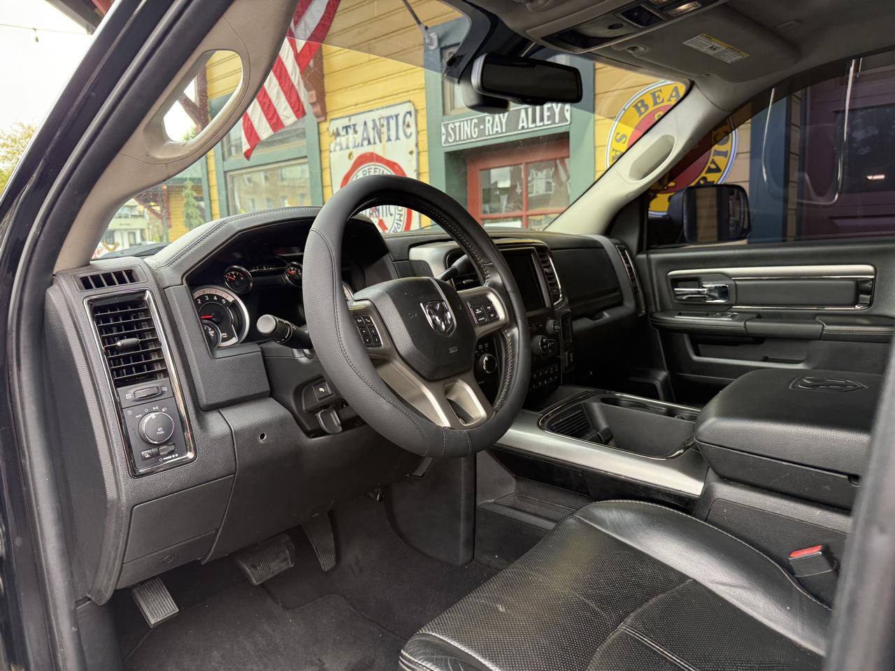 RAM 2500 Laramie Mega Cab 4WD 2018