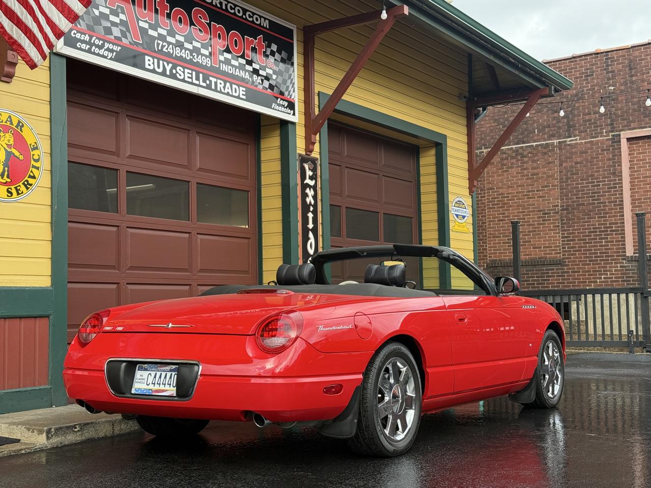 Ford Thunderbird Deluxe 2003