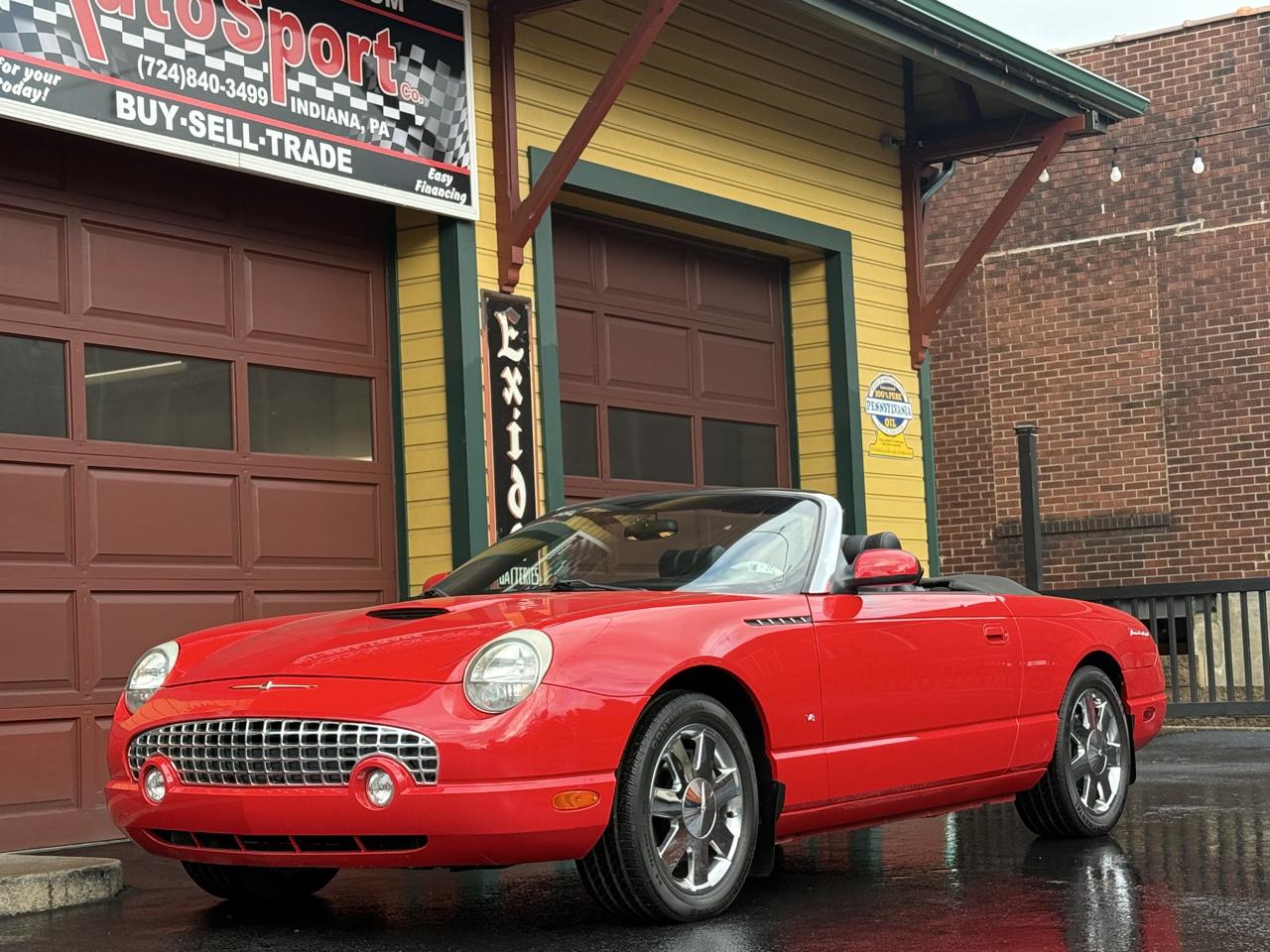 Ford Thunderbird Deluxe 2003