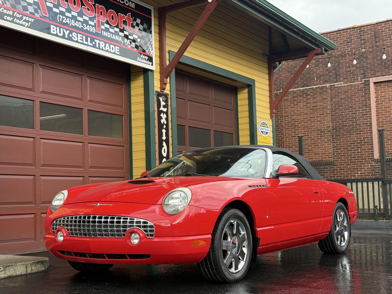 Ford Thunderbird Deluxe 2003